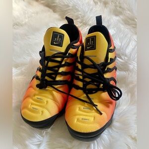 Nike Vapor Max , size 9.5 Men’s / 8.5 Women’s , NEVER WORN , NEW